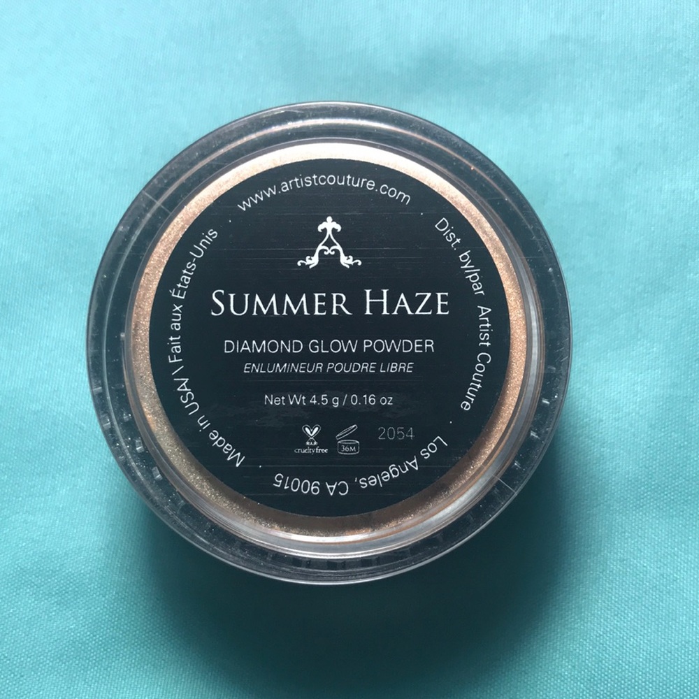 Artist Couture Diamond Glow Powder
